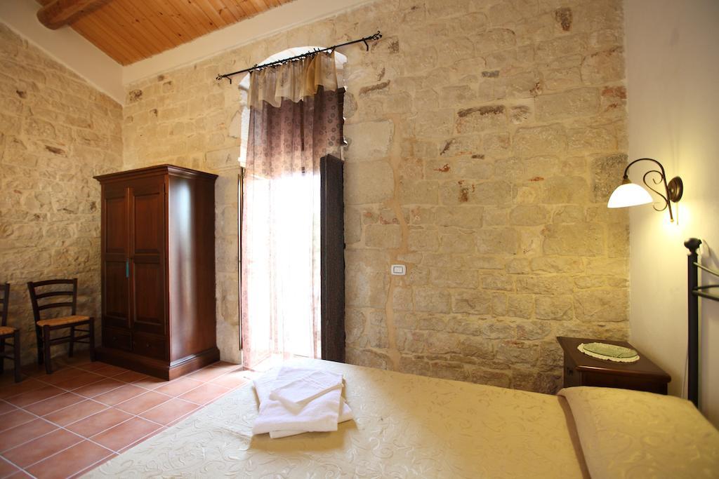 Agriturismo Serrafiori Casa Serrafiori Exterior photo